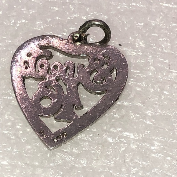 Vtg Sterling Silver Sweet 16 Heart Birthday Bracelet Charm / Mini Pendant - Picture 2 of 2